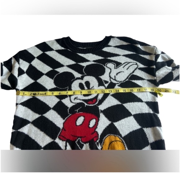 Disney White and Black Mickey Mouse Crew Neck Sweater Sz S - Picture 5 of 8